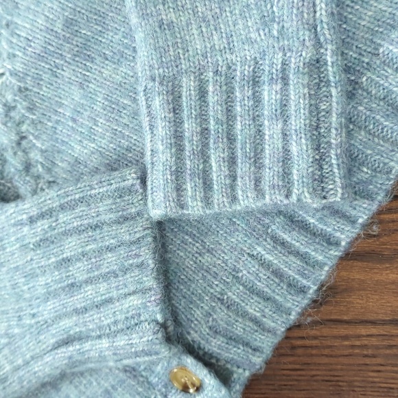 FLAG & ANTHEM I Light Blue Boxy Cropped Knit V- Neck Cardigan Sweater, L - Picture 7 of 12